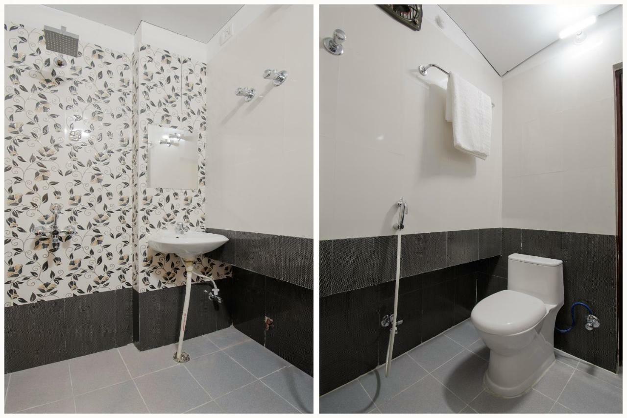 Oyo 45609 The Legend Inn Deluxe Danapur Екстер'єр фото